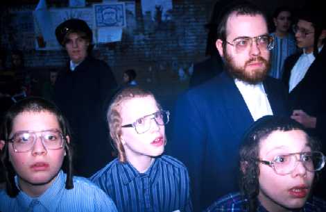 onlookers in bensonhurst (brooklyn), new york